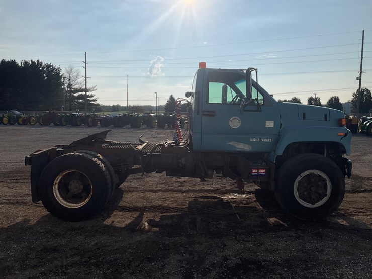 #1993-•-chevrolet-kodiak-single-axle-semi-tractor-image-6