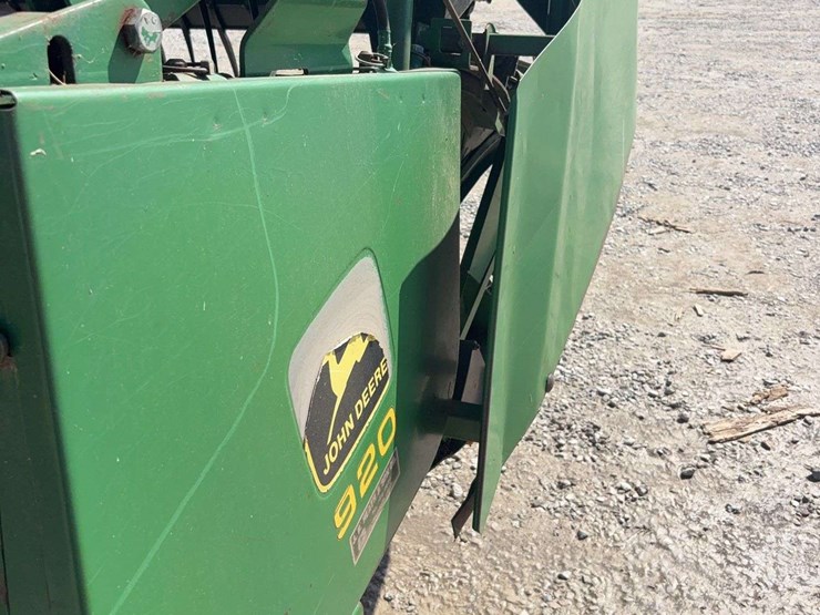 john-deere-920-image-11