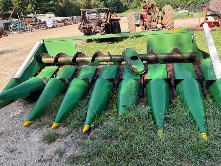 john-deere-8-image-3