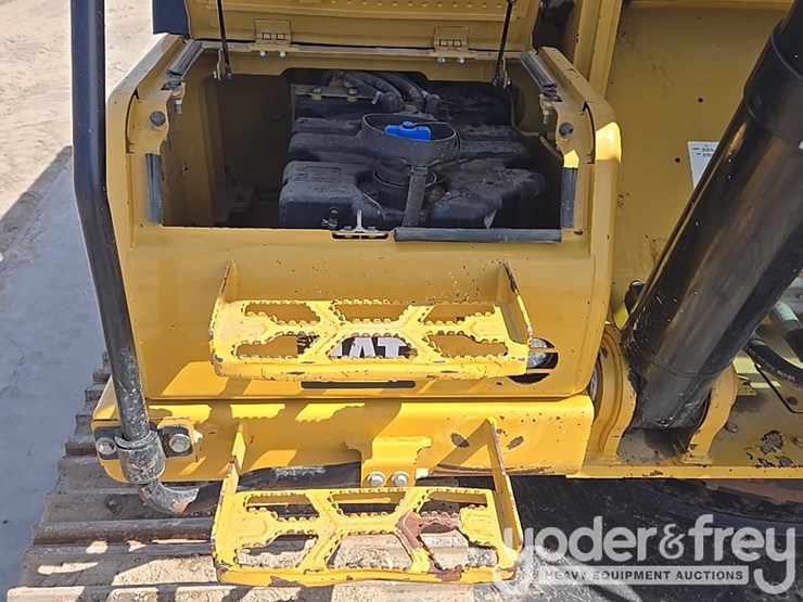 2019-caterpillar-336-image-46