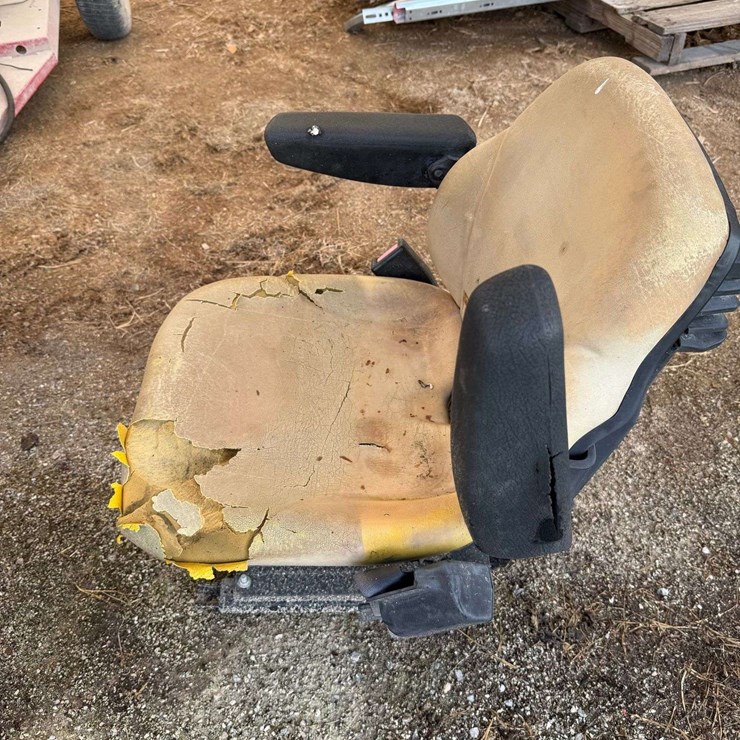 JOHN DEERE LA