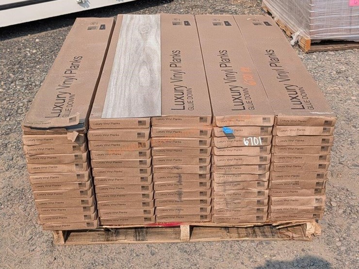 glue-down-luxury-vinyl-planks-image-1