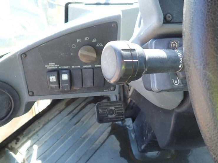 caterpillar-924g-wheel-loader-image-25