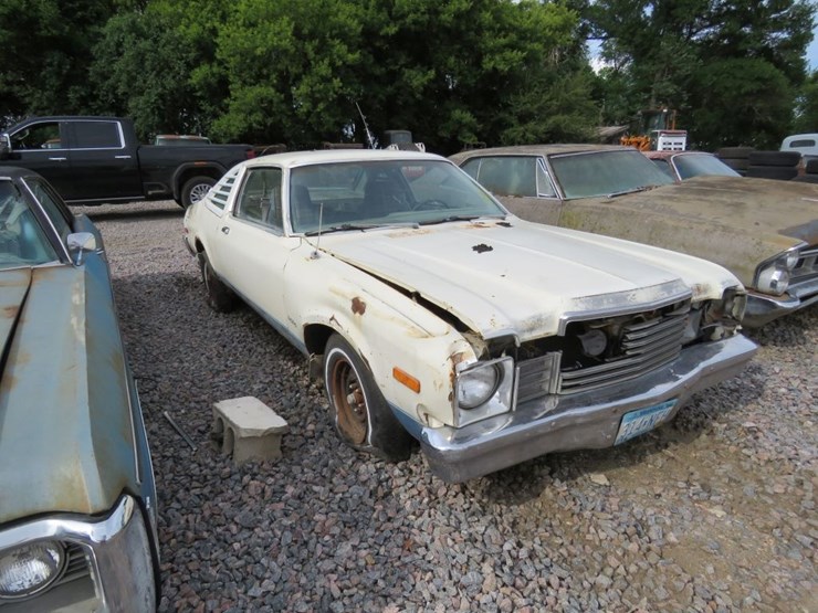 1979-plymouth-duster-2dr-image-3