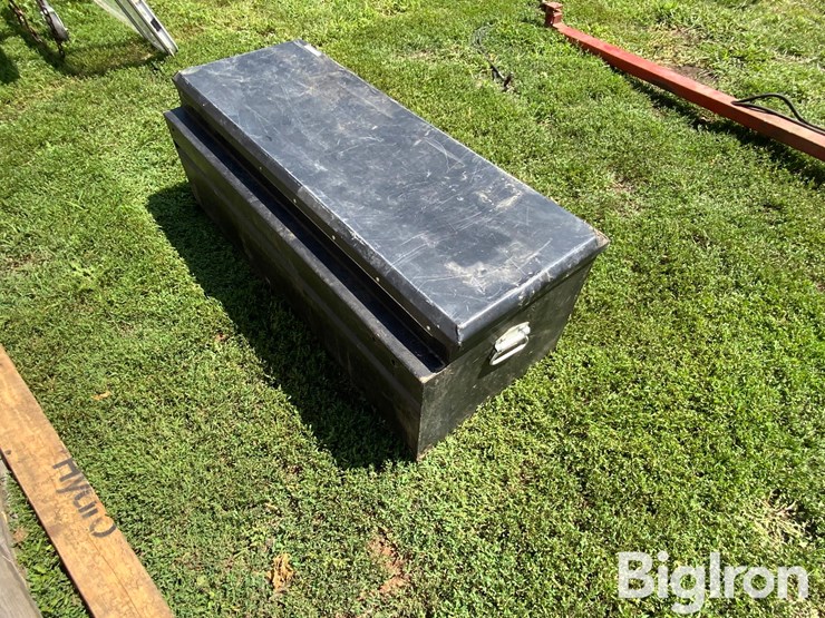 steel-46”x19”x24”-storage-box-image-5