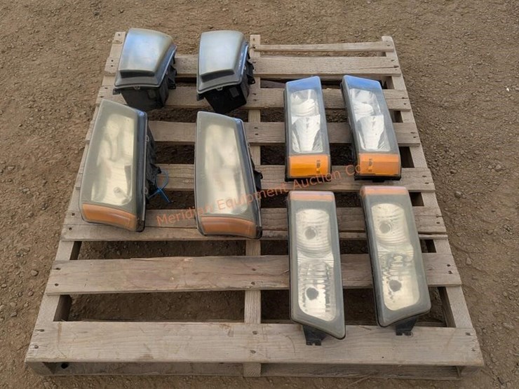 2--sets-of-chevrolet-cat-eye-headlights-image-2
