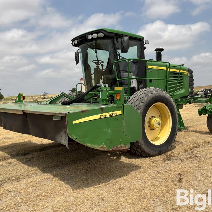 2011 JOHN DEERE R450