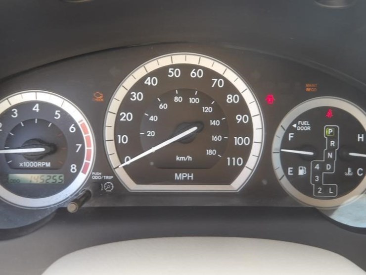 2006-toyota-sienna-image-19