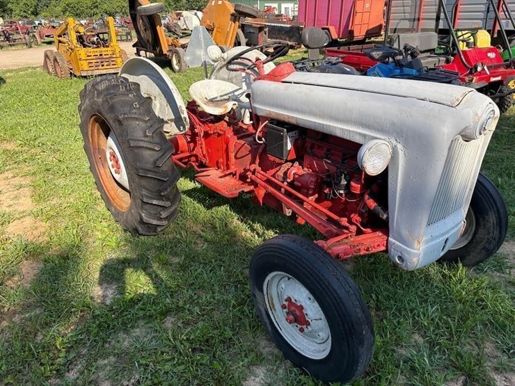 ford-tractor-image-5