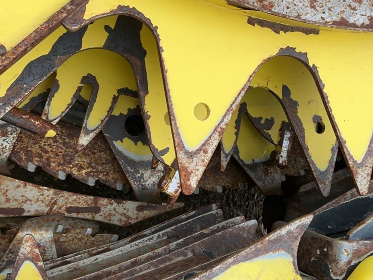 2019-john-deere-770-image-12