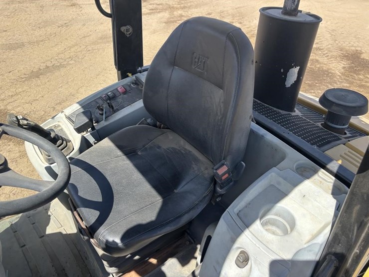 2014-caterpillar-907h2-image-22