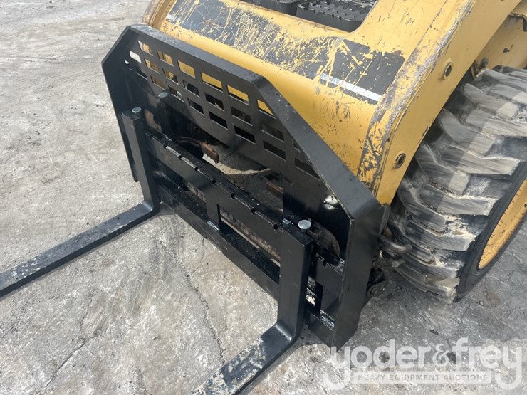 caterpillar-216b-image-15