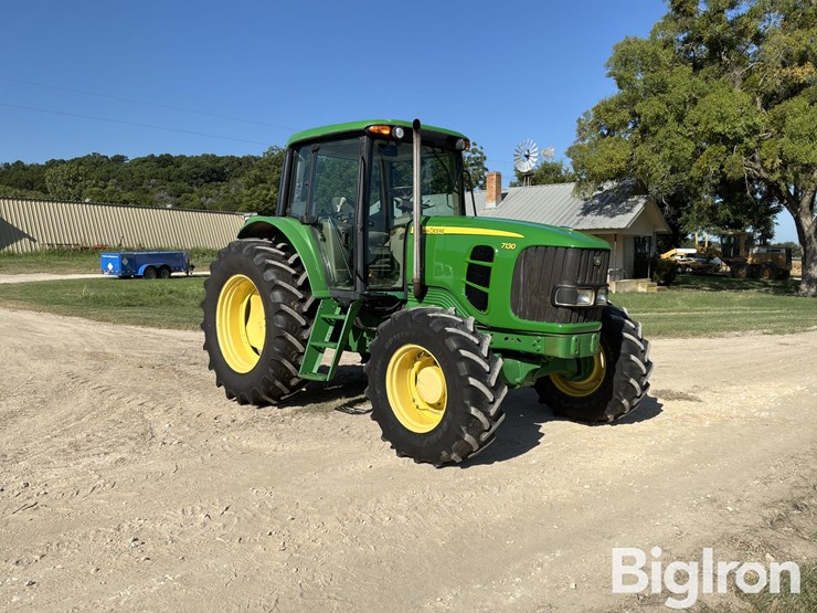2008-john-deere-7130-image-3
