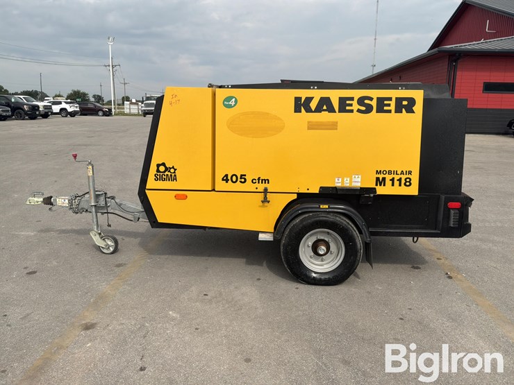 2022-massey-ferguson-730-image-8