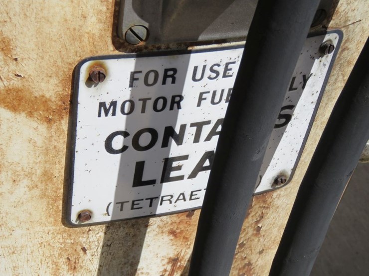 double-sided-computing-gas-pump-image-8