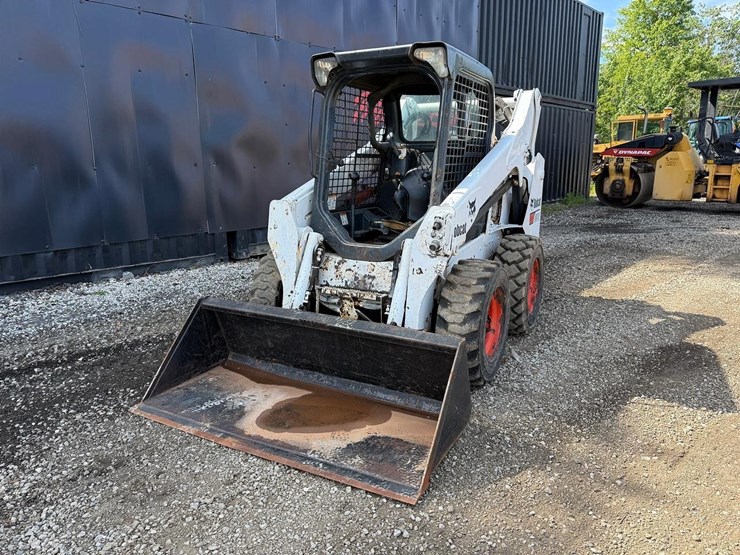 2013-bobcat-s590-image-8