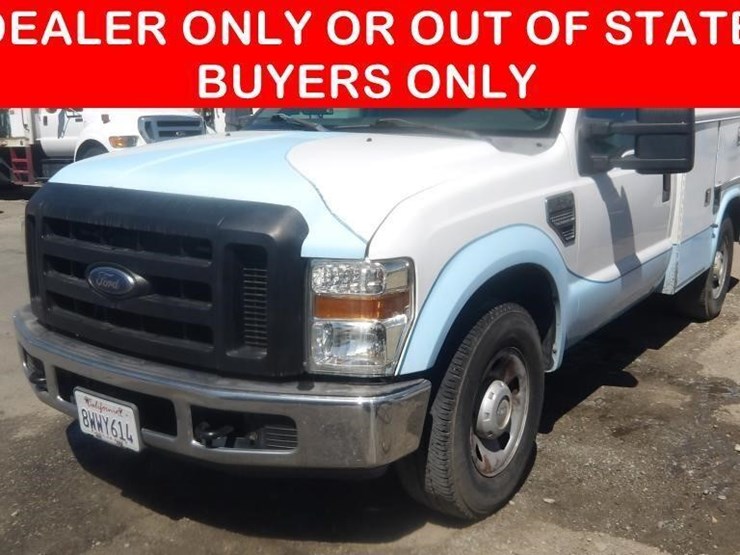 2010-ford-f250-image-1