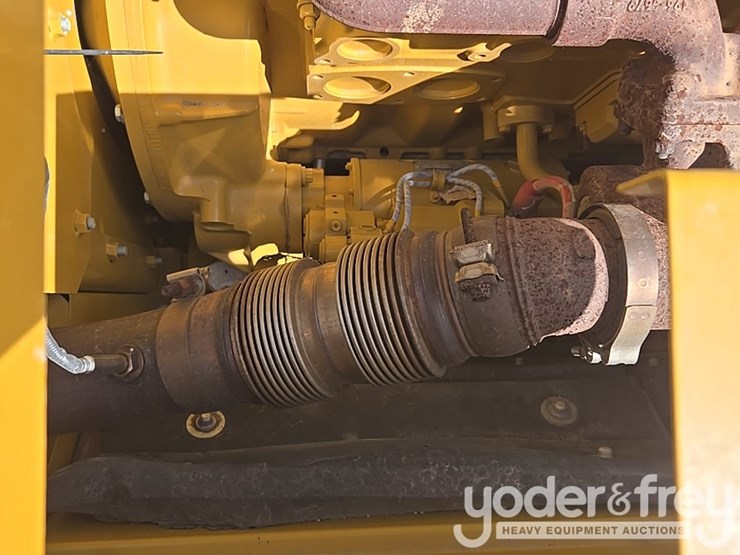 2019-caterpillar-336-image-58