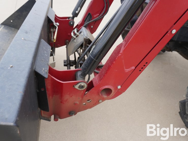 2019-case-ih-farmall-70a-image-19