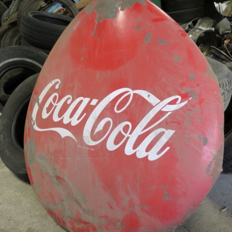 Coca Cola Button