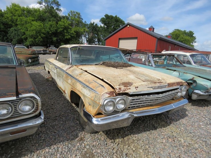 1962-chevrolet-impala-4dr-ht-image-1