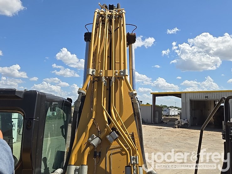2019-caterpillar-336-image-53