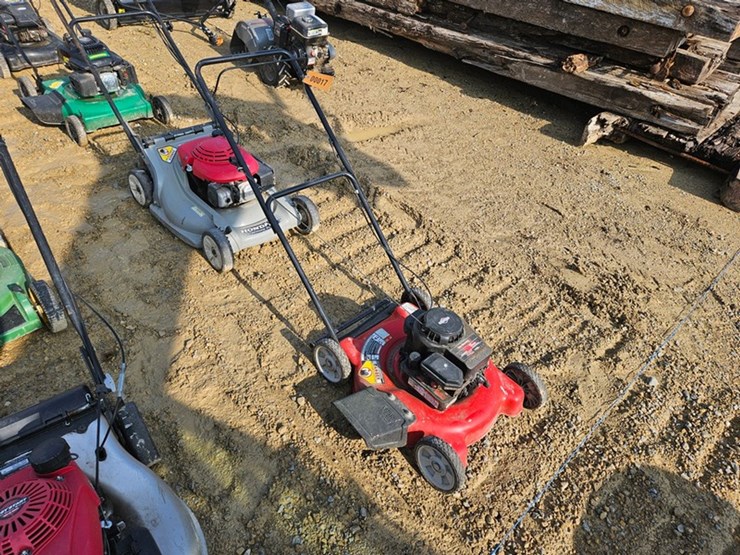 #17-•-yard-machine-push-mower-image-4