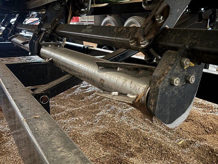 yetter-5000-devastator-stalk-rollers-image-16