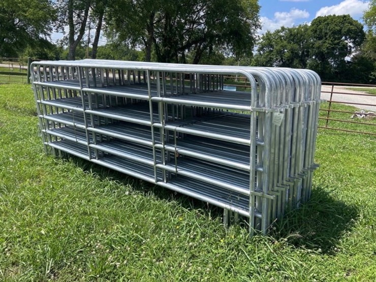 #8-•-12’-galvanized-corral-panel,-25x-bid-image-1
