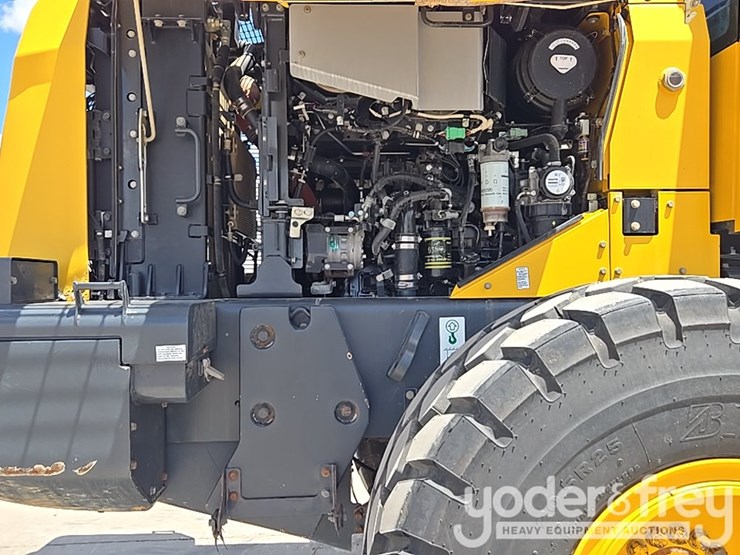 2024-komatsu-wa320-8-image-57