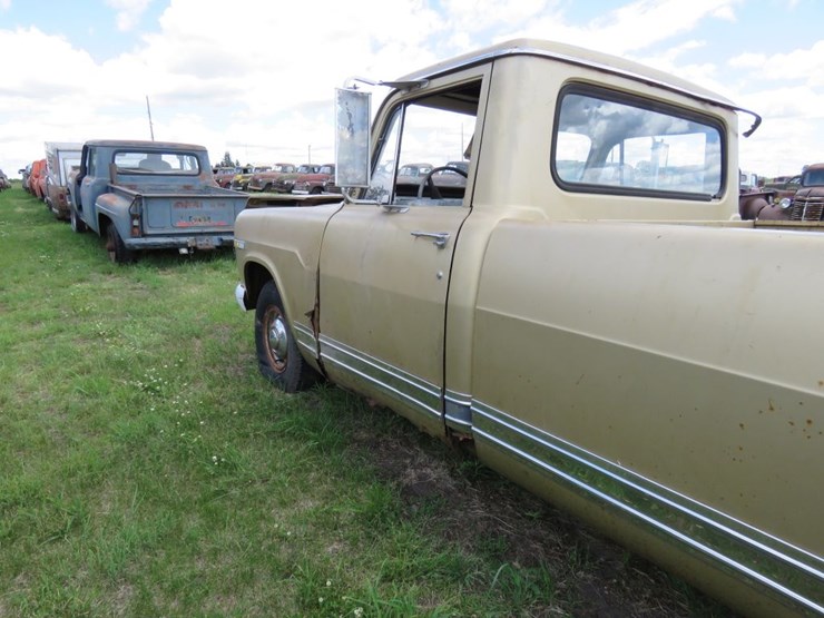1969-international-1100-image-8