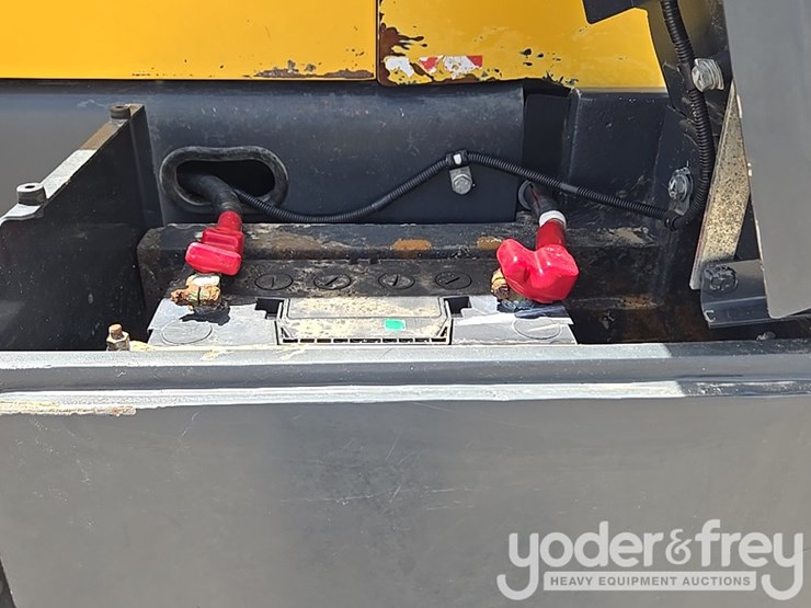 2024-komatsu-wa320-8-image-45