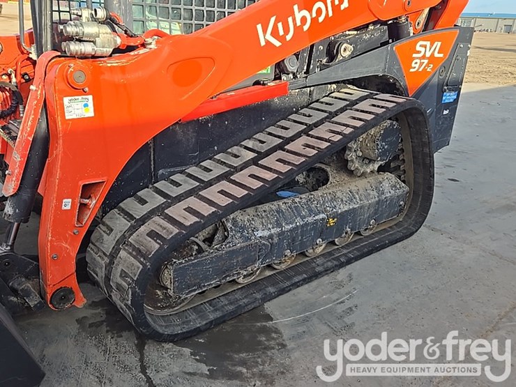 2023-kubota-svl97-2-image-9