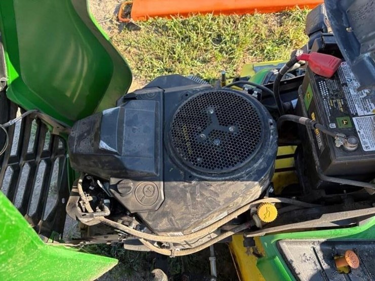 2018-john-deere-x590-image-5