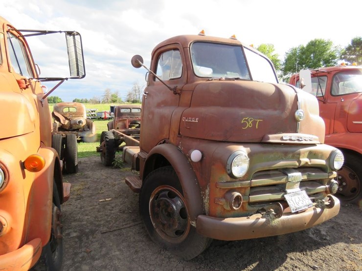 1951/2-dodge-b-series-coe-truck-image-1