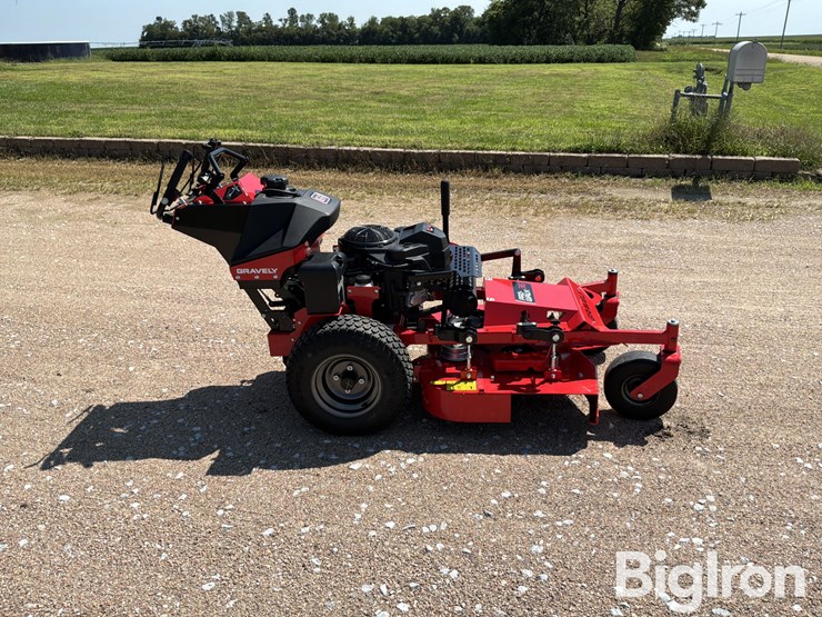 2024-gravely-988184-pro-walk-36-hydro-commercial-walk-behind-lawn-mower-image-4