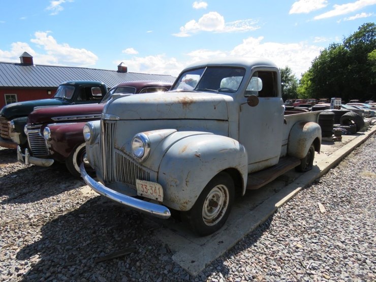 1946-studebaker-m5-13-pickup-image-3