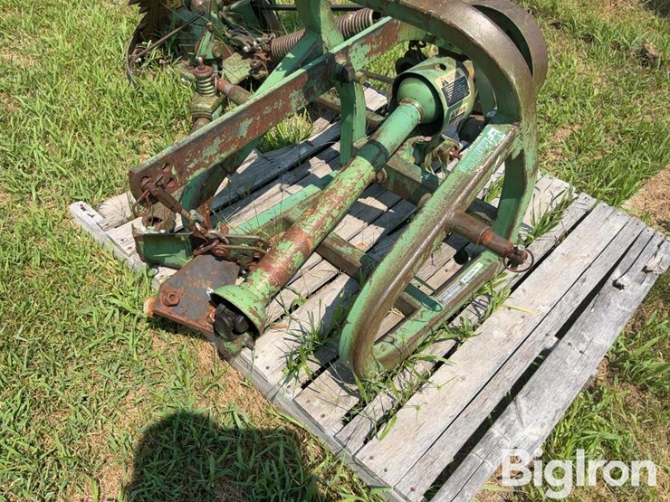 john-deere-350-image-9