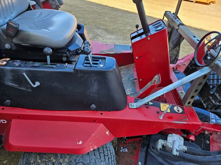 toro-groundsmaster-4000d-image-31