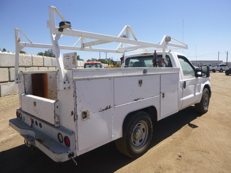 2011-ford-f350-image-4