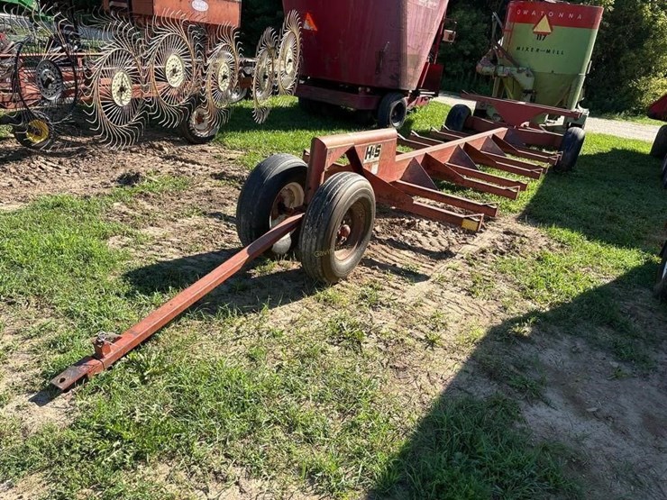 h&s-12-bale-tricycle-front-bale-trailer-image-2