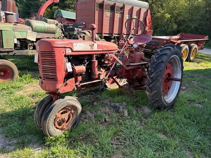 farmall-super-c-tractor-image-1
