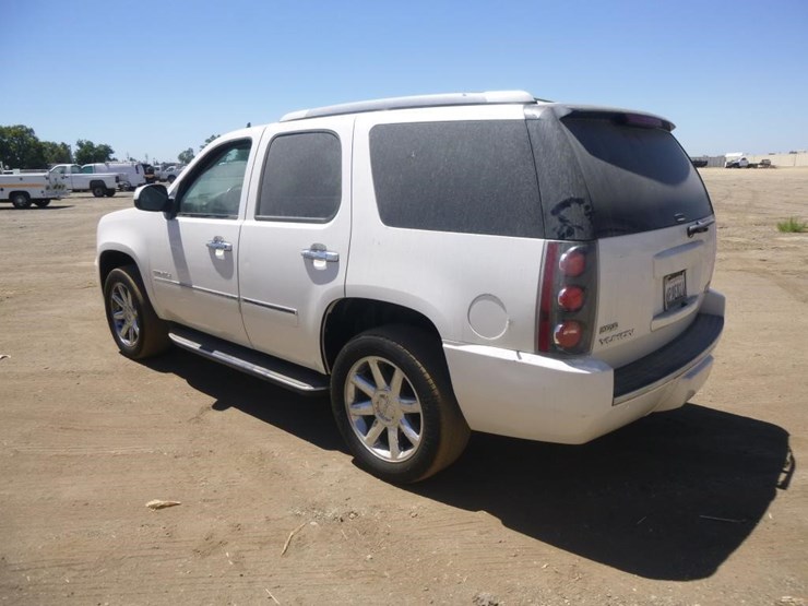 2011-gmc-yukon-denali-image-5