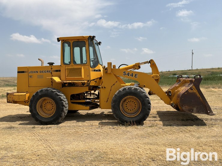 deere-544e-image-4