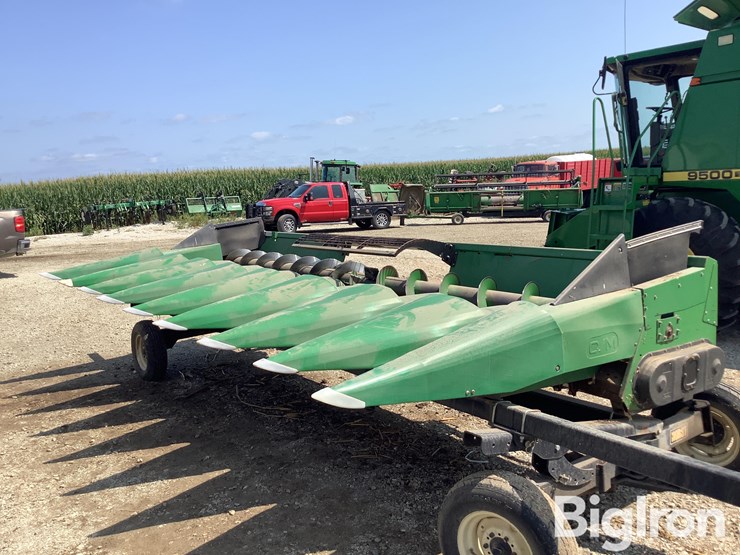 john-deere-843-image-1