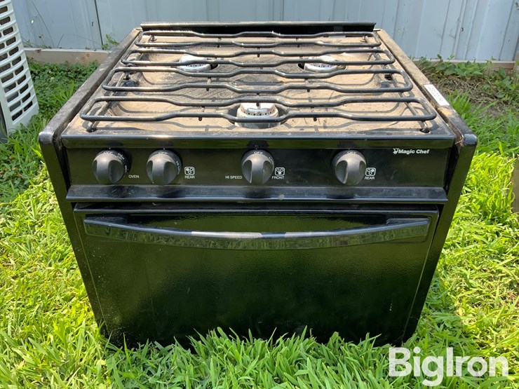magic-chef-propane-oven/-stove-image-2