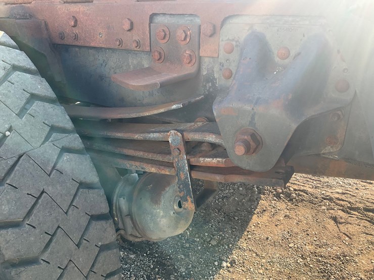 #1993-•-chevrolet-kodiak-single-axle-semi-tractor-image-46