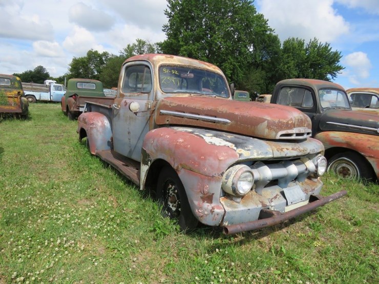 1951-ford-f1-image-1