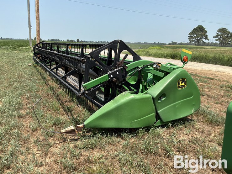 2004-john-deere-630f-image-1