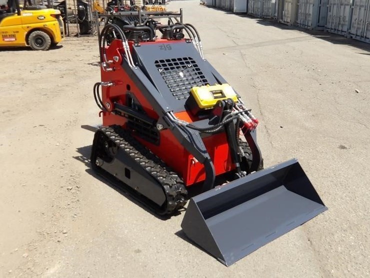 2026-zjz-380-skid-steer-track-loader-image-2
